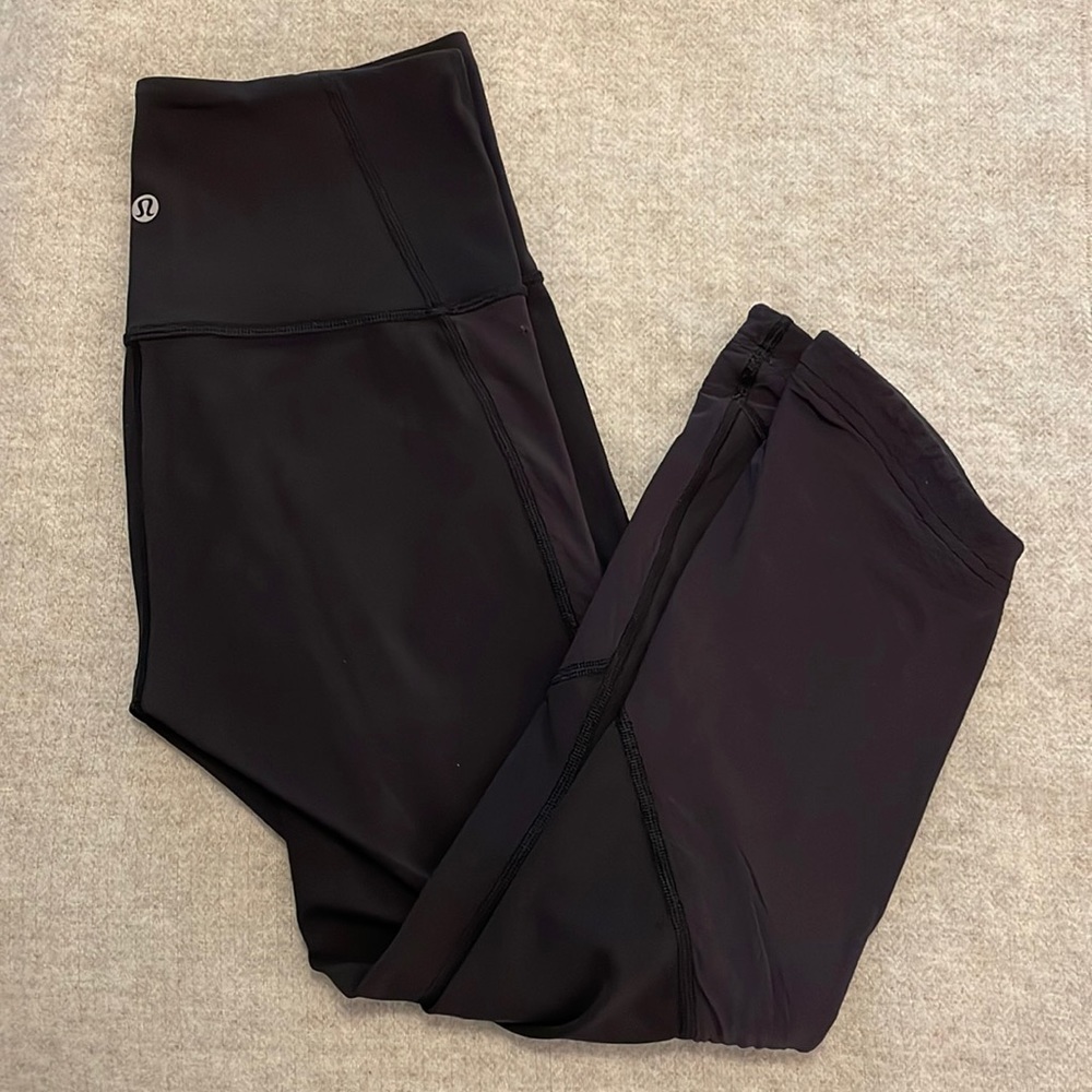 Lululemon High-Rise Black Cropped Leggings